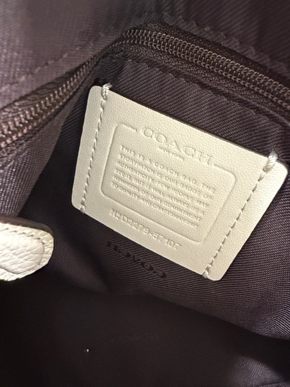 Coach Cream Pebbled Leather Tote with Gold Chain Straps - Picture 6 of 8